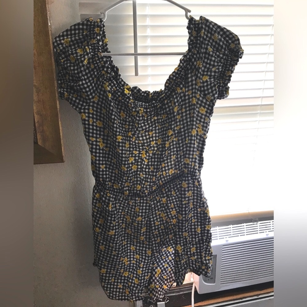 Flower Romper - Picture 2 of 2